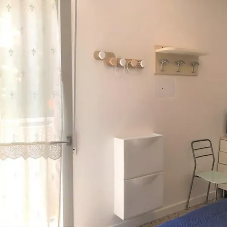 Apartment Peaceful Seaside Apartment-beahost